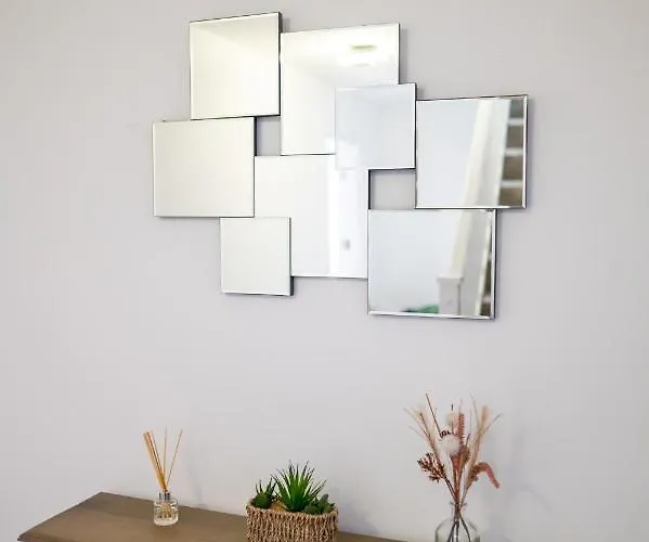 Oakley Place * بريستول